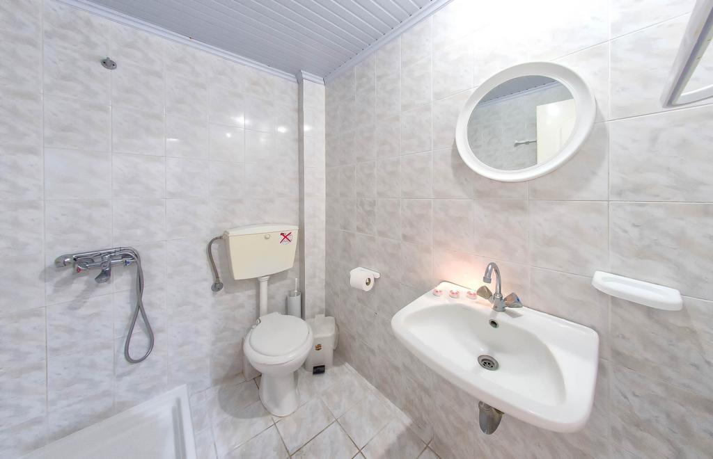 Liris Studios Laganas Room photo